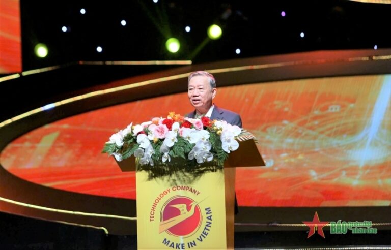 Tổng Bí thư Tô Lâm phát biểu chỉ đạo tại diễn đàn. Ảnh: Việt Nga