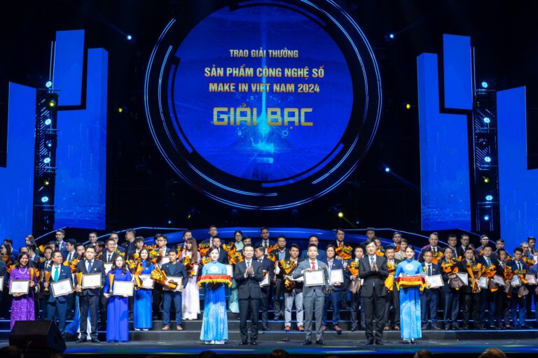 Giải bạc sản phẩm công nghệ số AIOT