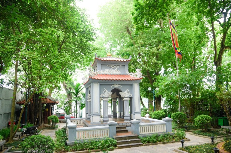 Khu tưởng niệm vua Lê