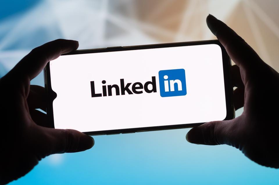 Linkedin – Mạng xã hội phổ biến nhất Việt Nam về tuyển dụng