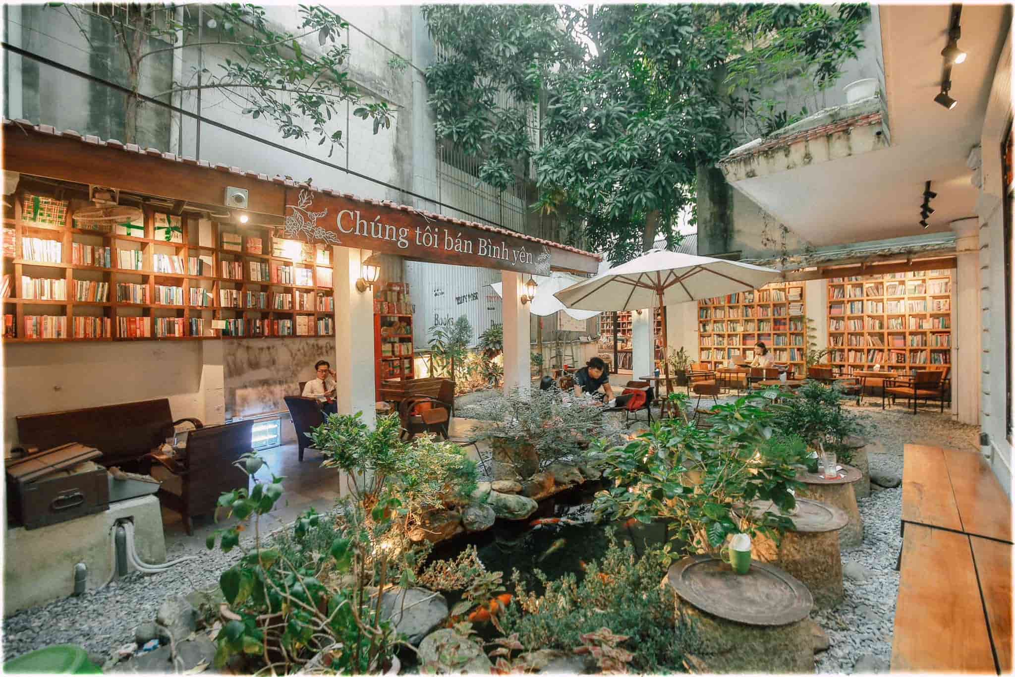 Không gian mộc mạc hòa cùng thiên nhiên tại Tiny Cafe