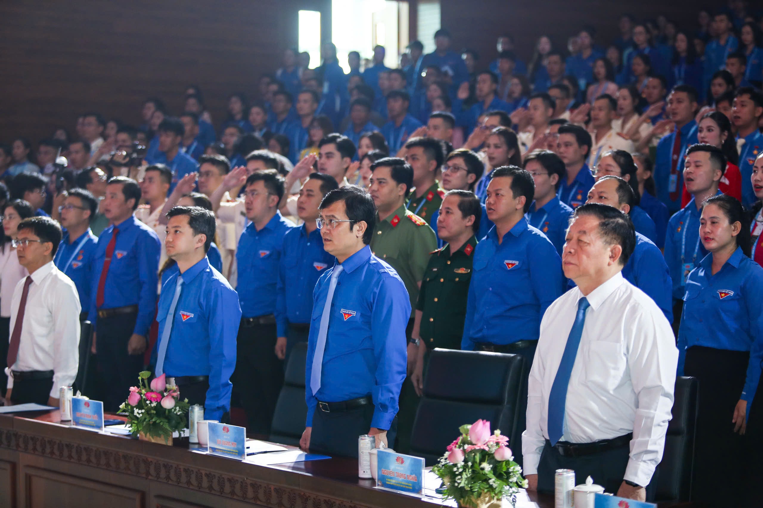 Các đại biểu về dự lễ tuyên dương Thanh niên tiên tiến làm theo lời Bác lần thứ VIII năm 2025ẢNH: NHẬT THỊNH