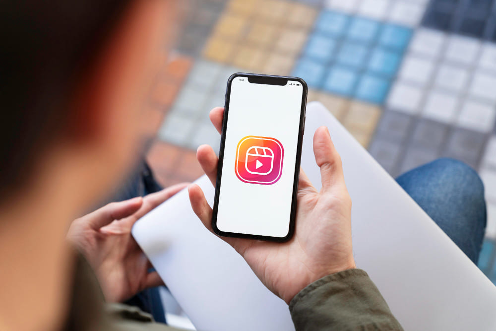 Instagram bùng nổ thành hiện tượng toàn cầu