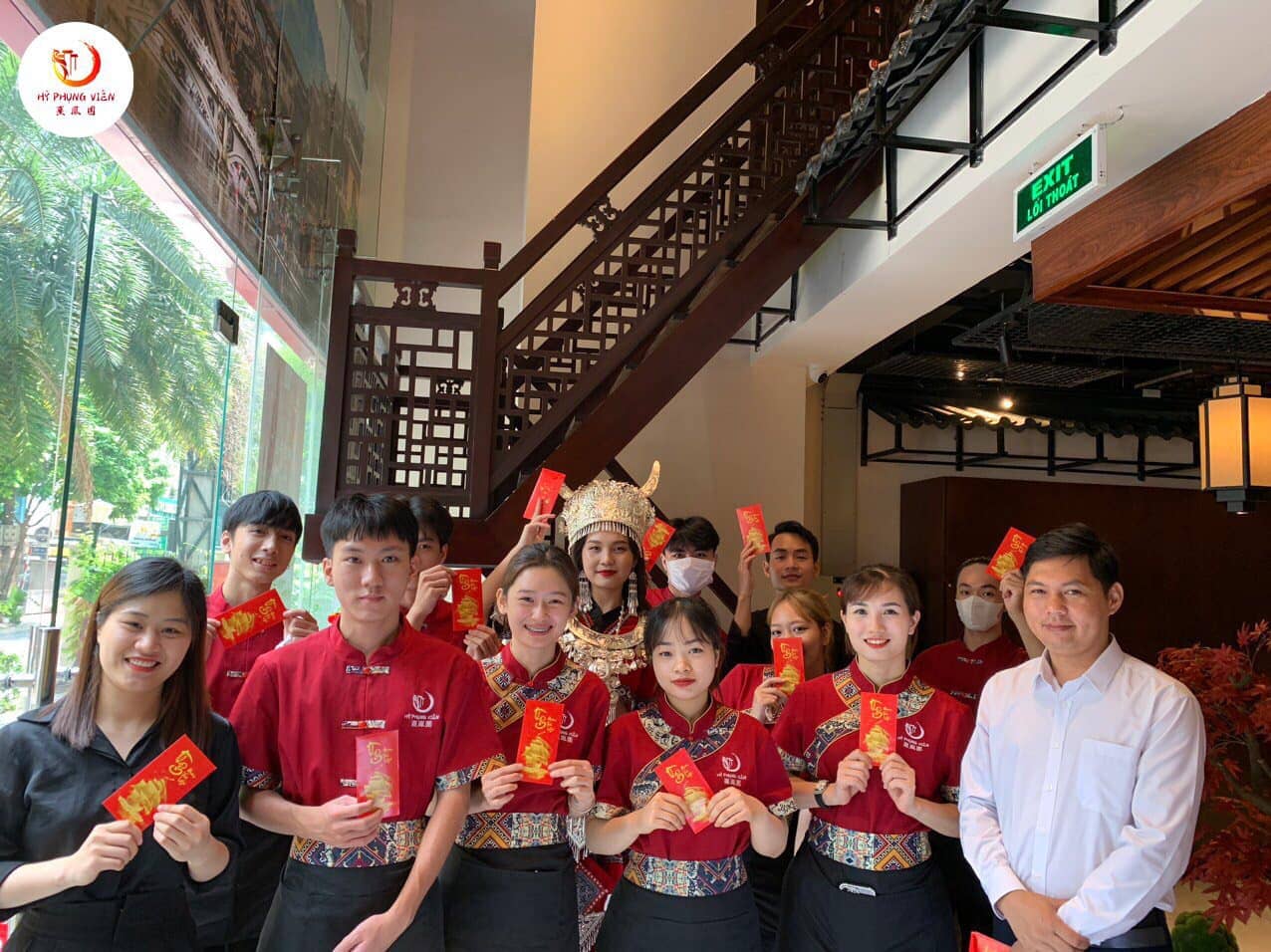 Tại Hỷ Phụng Viên đội ngũ nhân viên tận tâm, chu đáo