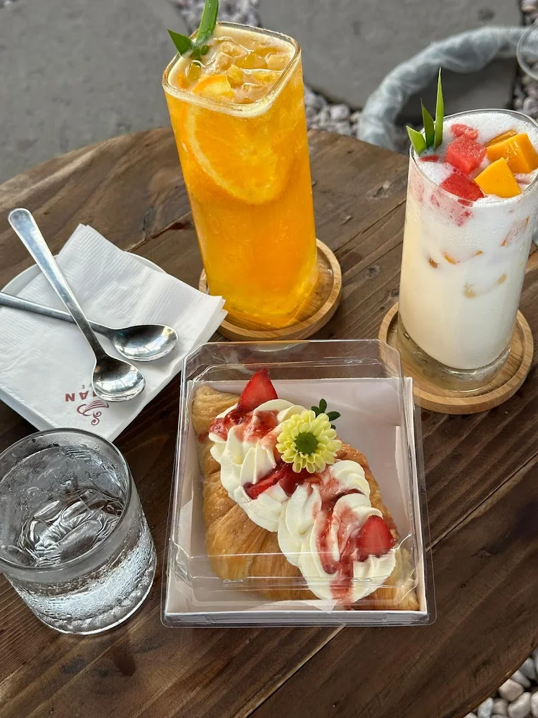 Menu đa dạng – Đồ uống ngon, giá hợp lý