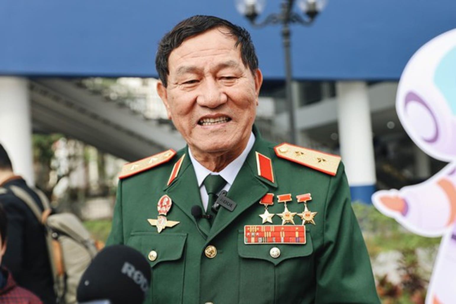 Trung tướng Phạm Tuân không chỉ nổi tiếng ở Việt Nam mà còn trên toàn thế giới.
