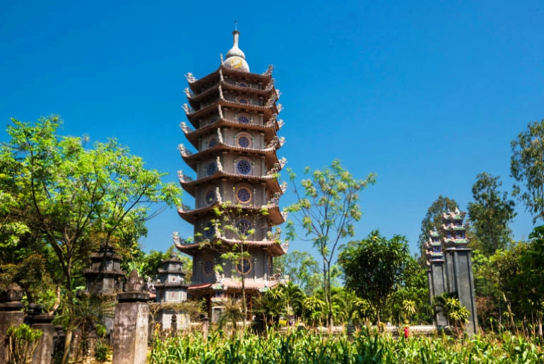 Kiến trúc và không gian chùa Thiên Ấn