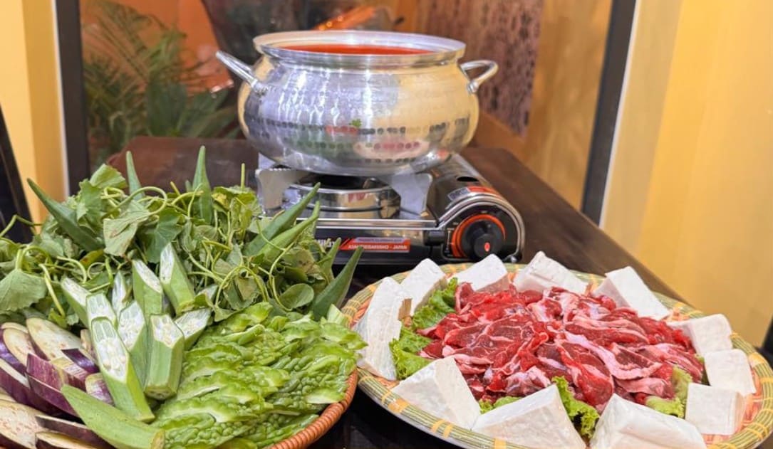 Lẩu bò nhúng ớt 