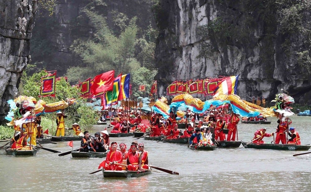 Trải nghiệm lễ nghi tại đền