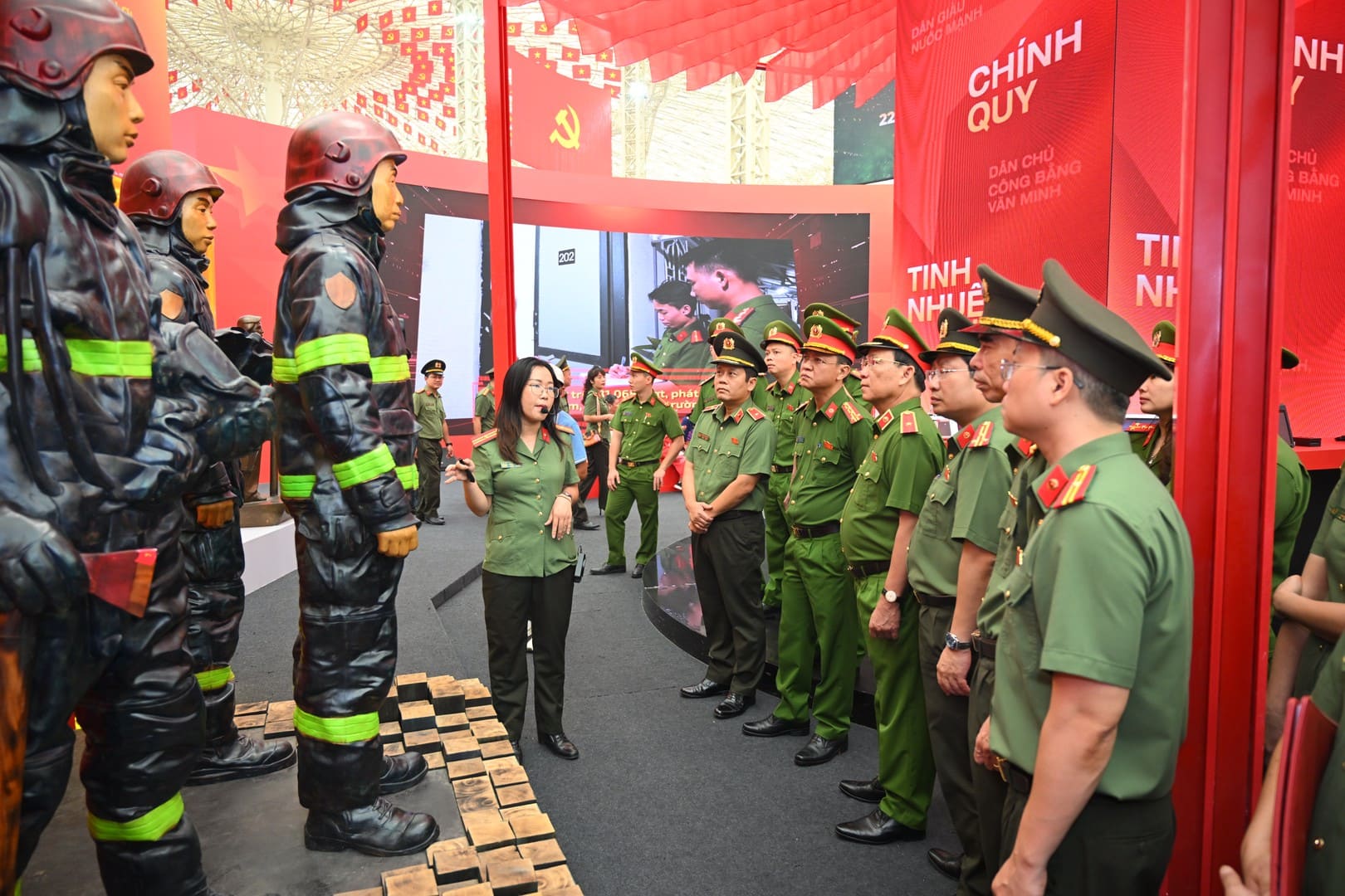 Vai Trò Trụ Cột Của Bộ Công An Trong Hệ Thống Chính Trị