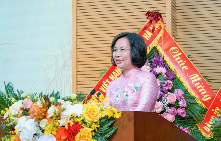 Phó chủ tịch Thường trực Ủy ban Mặt trận Tổ quốc Việt Nam thành phố Hà Nội Bùi Huyền Mai phát biểu chỉ đạo Đại hội.
