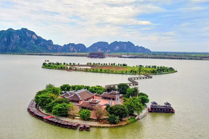 Du lịch chùa Tam Chúc nên đi vào thời điểm nào?