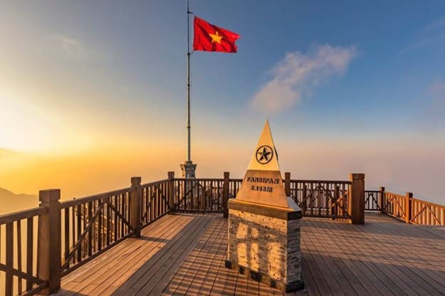 Thời điểm lý tưởng để chinh phục và săn mây Fansipan