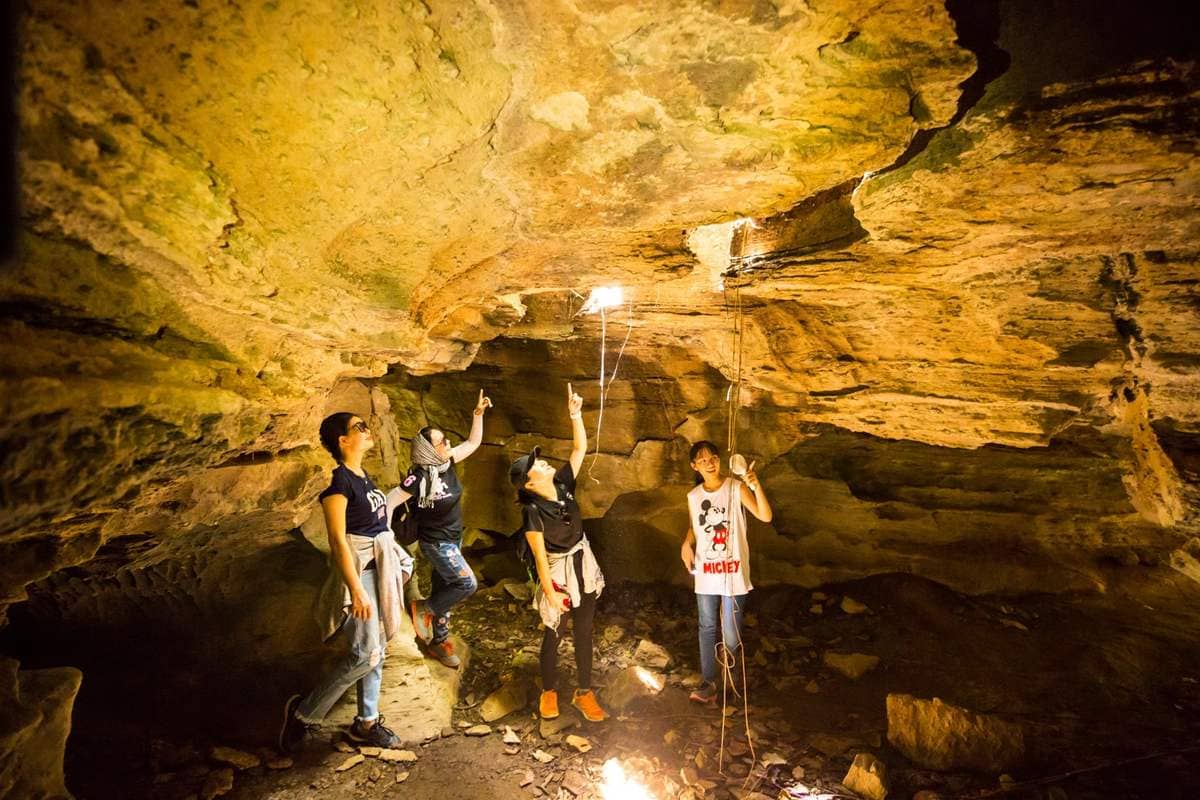 Khám phá vẻ đẹp của hang dơi Mộc Châu