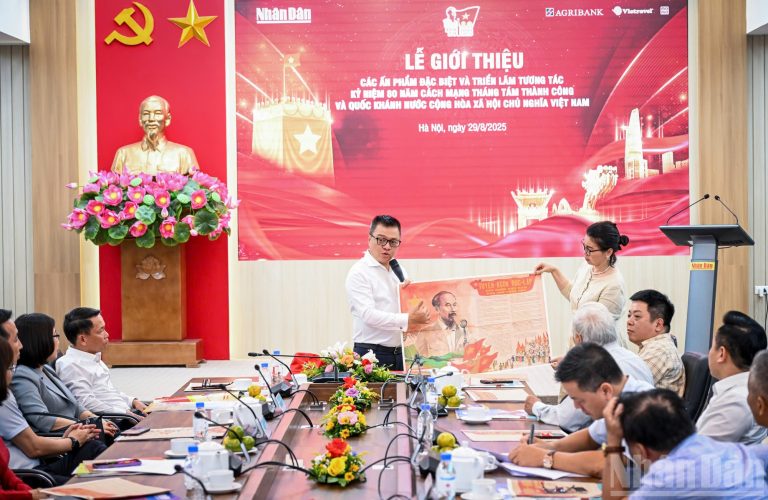 [NHÂN DÂN] RA MẮT CÁC ẤN PHẨM ĐẶC BIỆT VÀ TRIỂN LÃM TƯƠNG TÁC KỶ NIỆM 80 NĂM CÁCH MẠNG THÁNG TÁM VÀ QUỐC KHÁNH 2/9