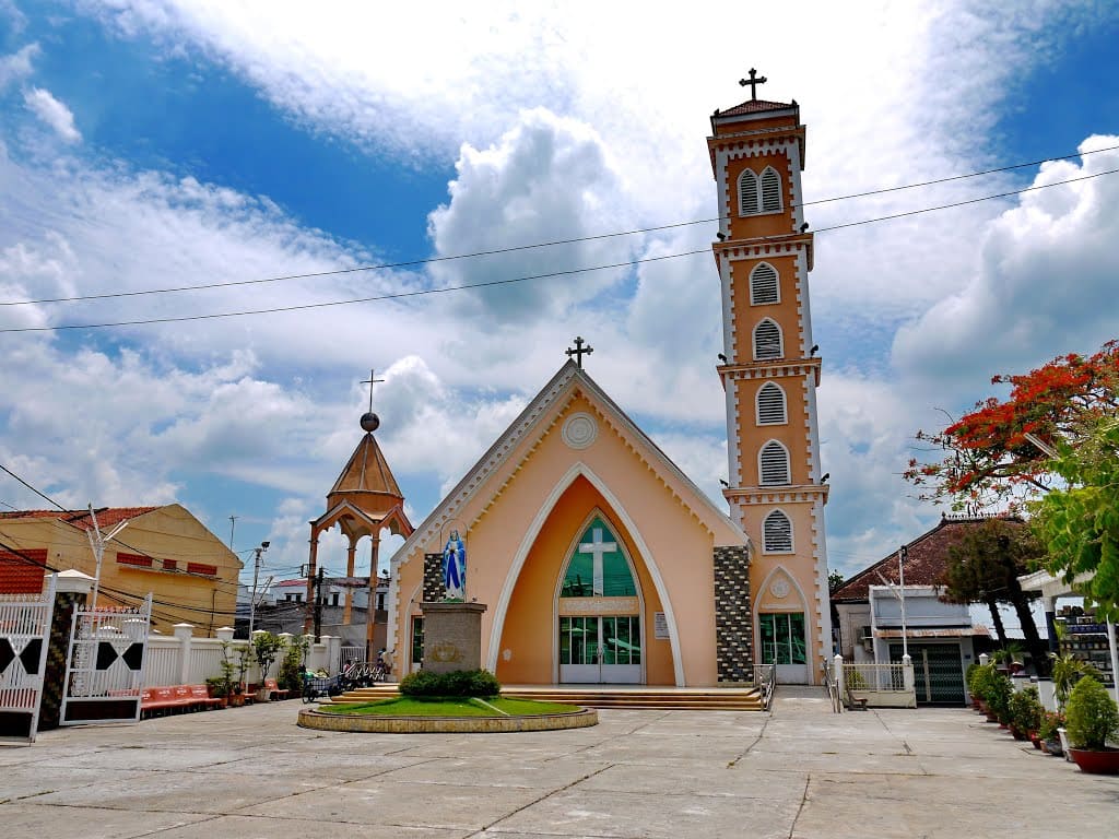 Vì sao Nhà thờ Sa Đéc trở thành điểm thu hút du khách?