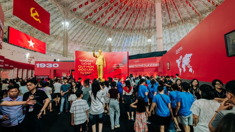 Triển lãm “95 năm Cờ Đảng soi đường” – Dấu ấn từ A80