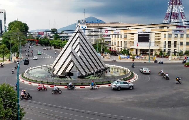 Thiết kế vòng xoay dựa trên hình ảnh Núi Bà Đen, biểu tượng thiêng liêng và hùng vĩ của Tây Ninh