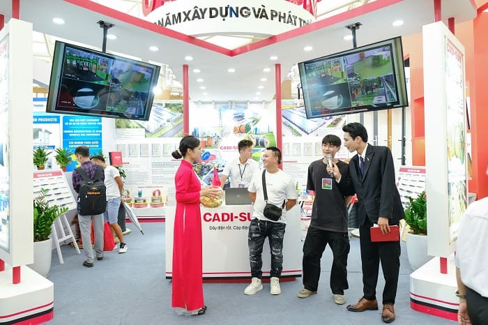Hành trình 40 năm tự hào cùng khát vọng Việt Nam vươn tầm thế giới