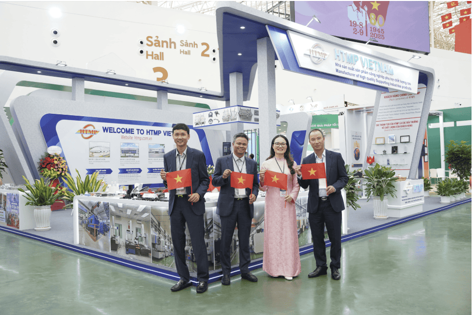 Không gian trưng bày ấn tượng tại Triển lãm 80 năm