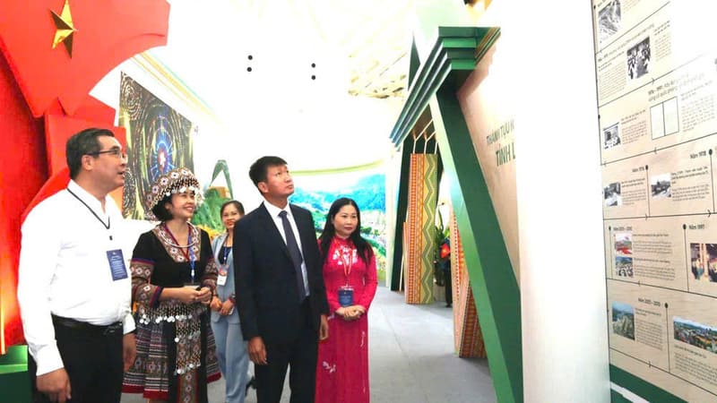 Văn hóa bản địa – Bản sắc không thể trộn lẫn
