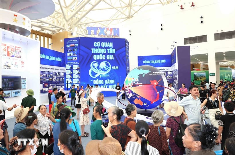 Tái hiện hành trình 80 năm Thông tấn xã Việt Nam