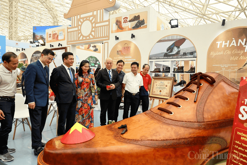 Không gian “Khởi nghiệp kiến quốc” – Tôn vinh sức mạnh doanh nghiệp Việt