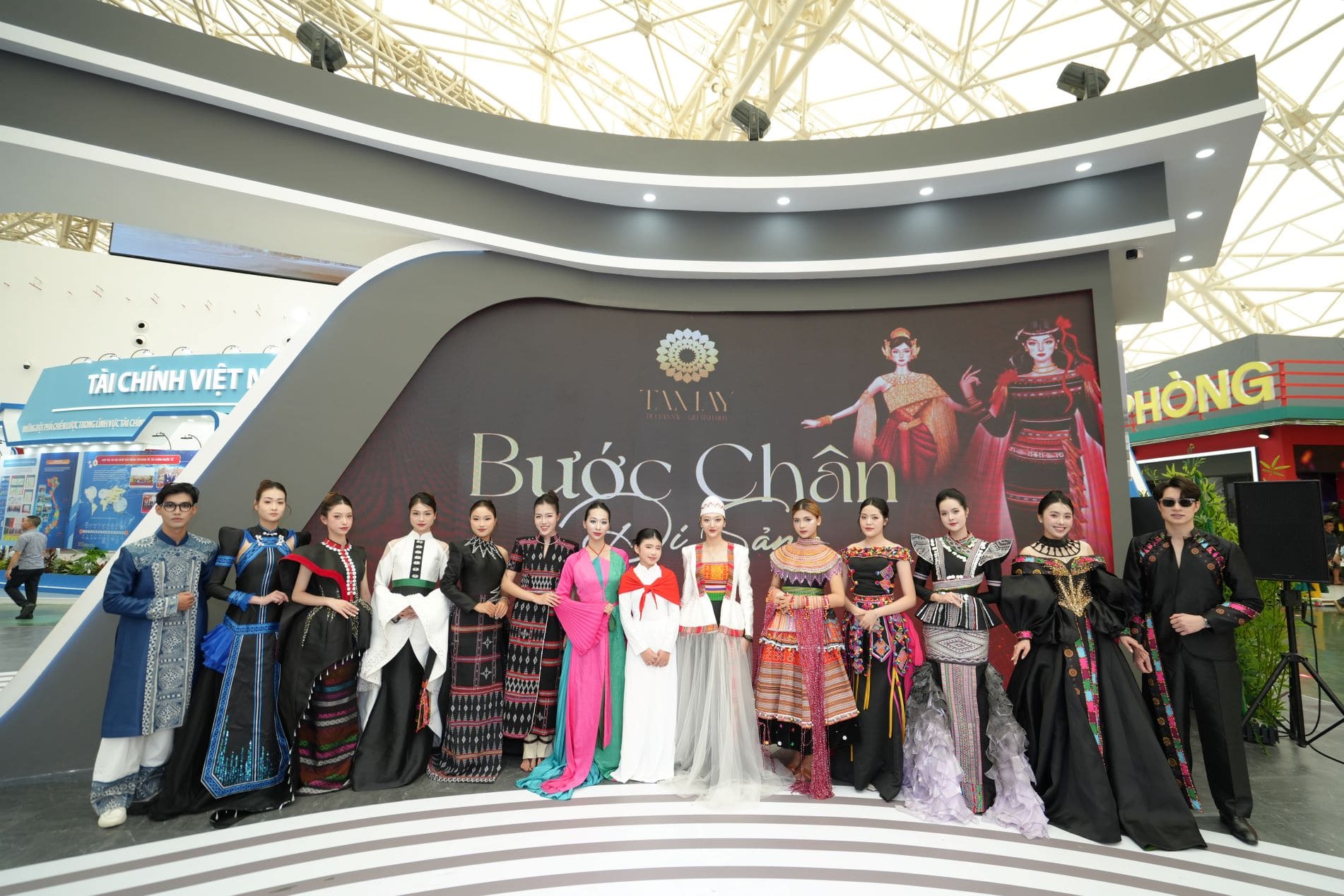 Trải nghiệm công nghệ truyền hình hiện đại – Chạm vào tương lai VTV