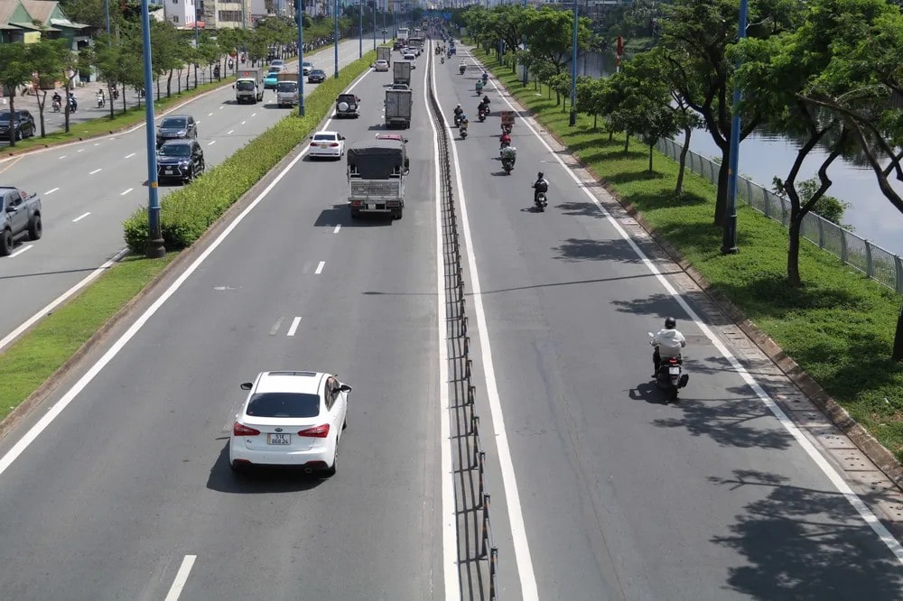 Các dịch vụ và tiện ích trên đường Võ Văn Kiệt