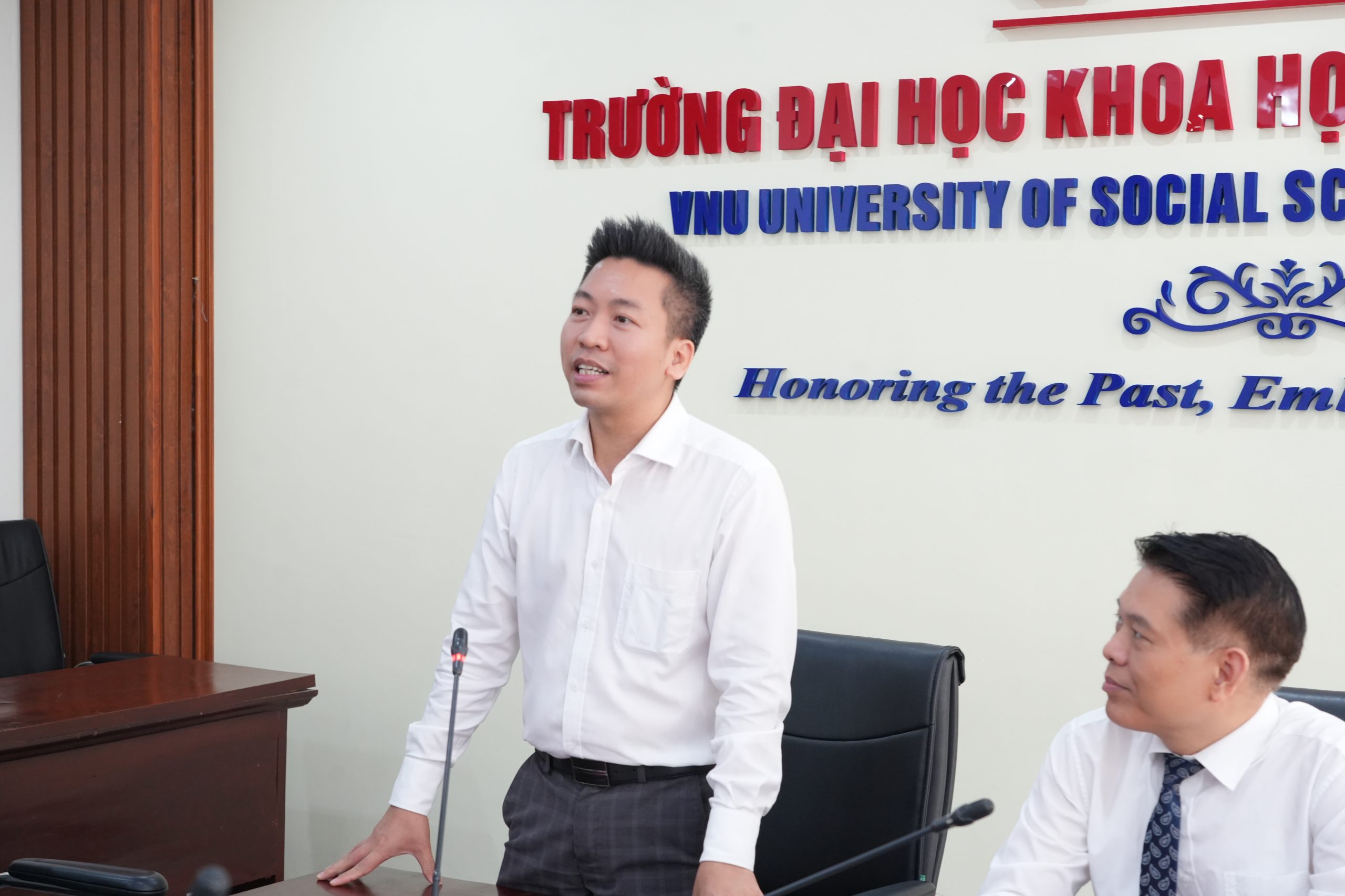 y-o-o-t-e-k-va-truong-dai-hoc-khxhnv-ky-ket-hop-tac-chien-luoc-thuc-day-phat-trien-giao-duc-va-van-hoa-so 3